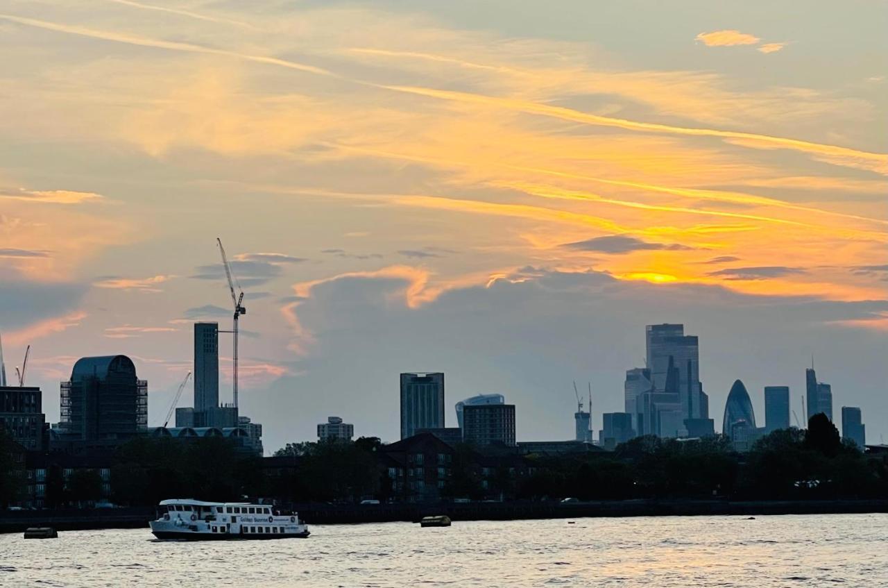 Riverside Premium En Suite Double Room E14 Londres Exterior foto