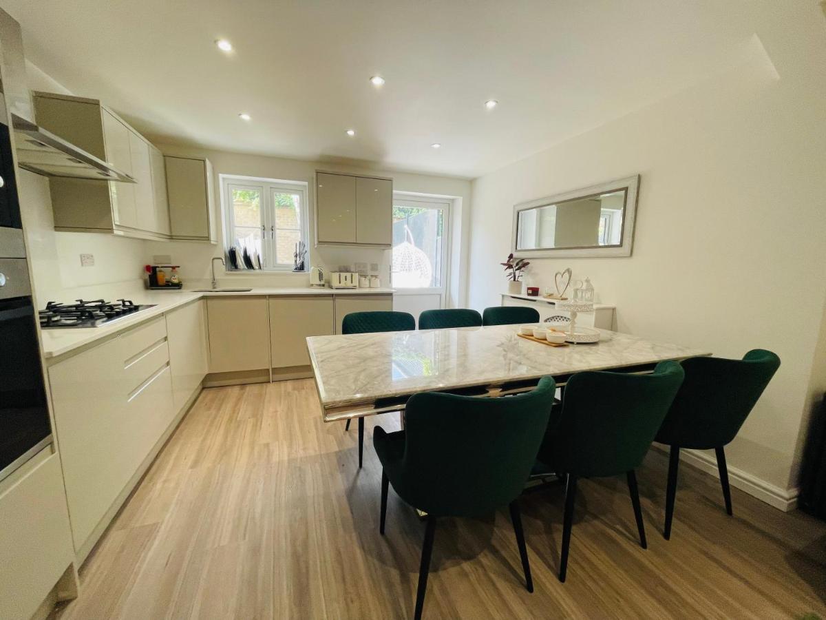 Riverside Premium En Suite Double Room E14 Londres Exterior foto